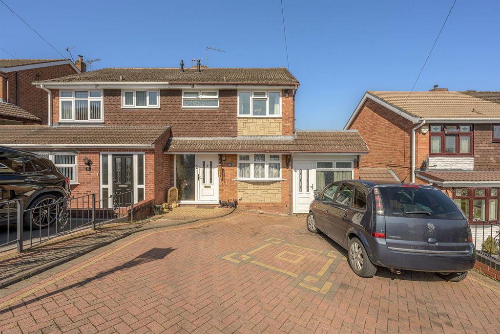 Property photo 1 of 25