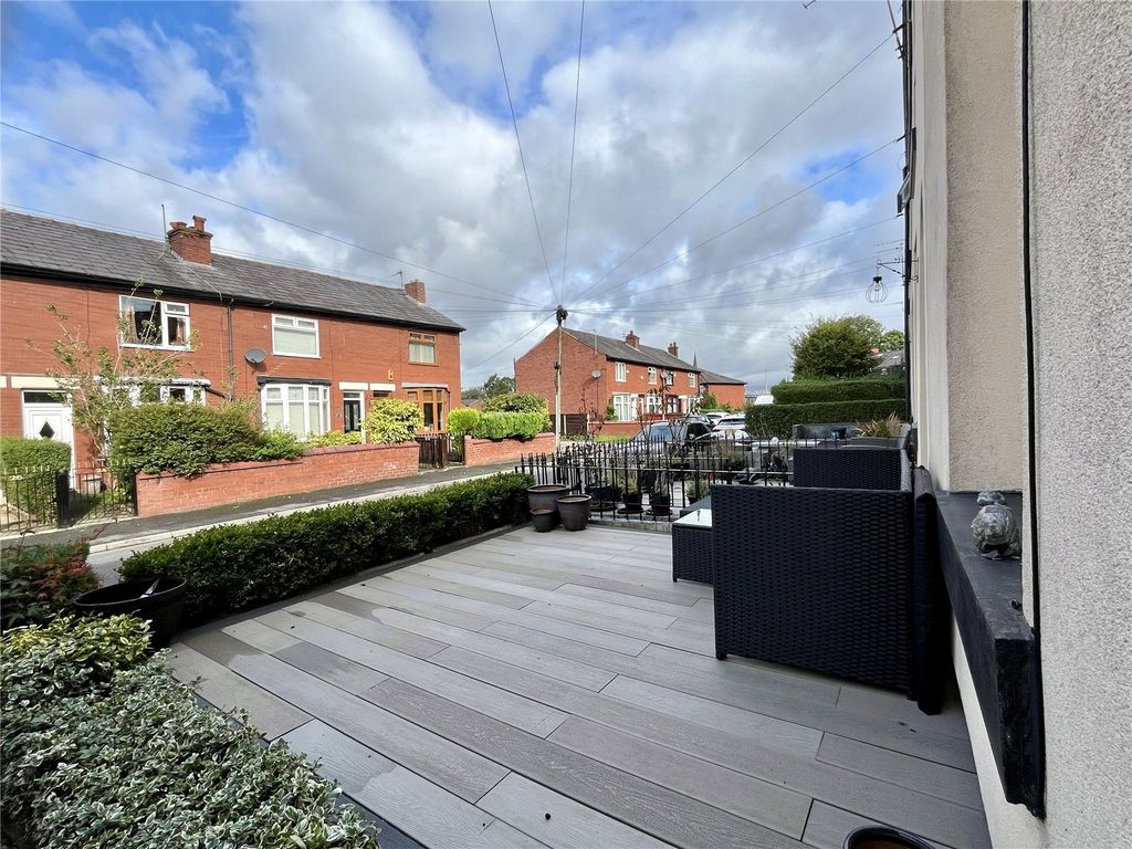 Property photo 2 of 17 Picture No. 23