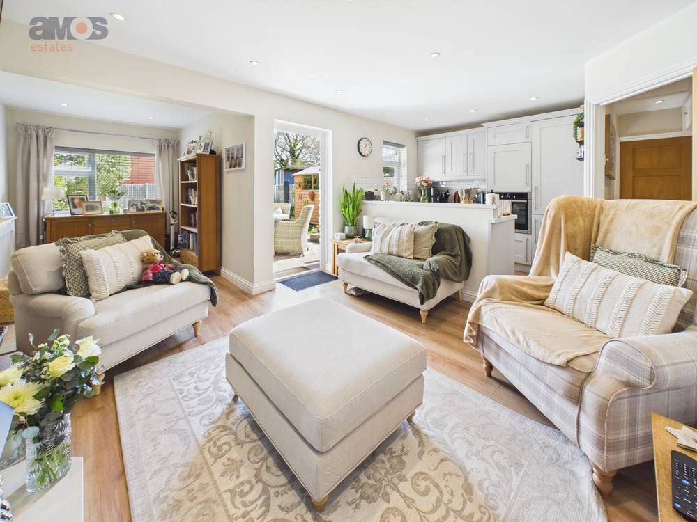 Property photo 2 of 19 5052283