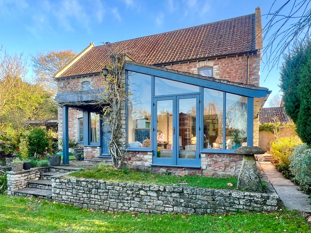 Property photo 3 of 32 The Granary