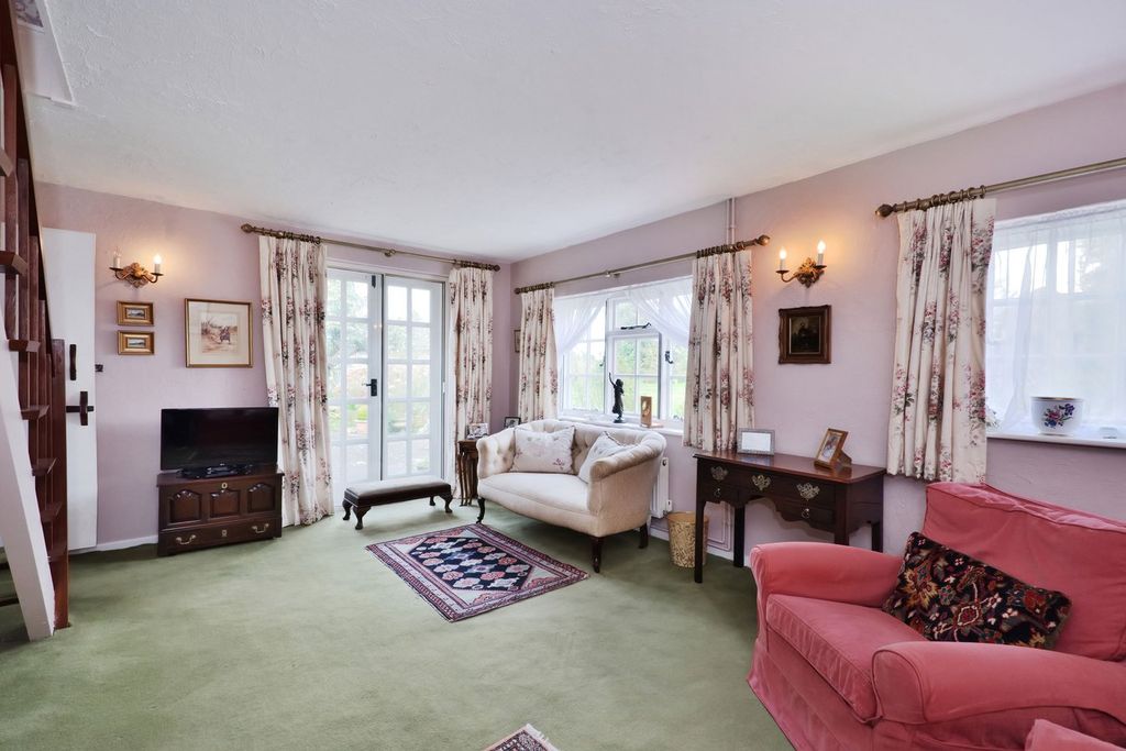 Property photo 3 of 39