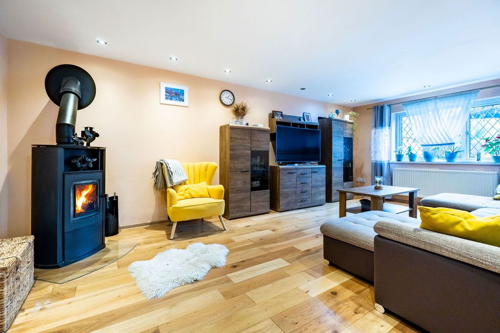Property photo 1 of 57