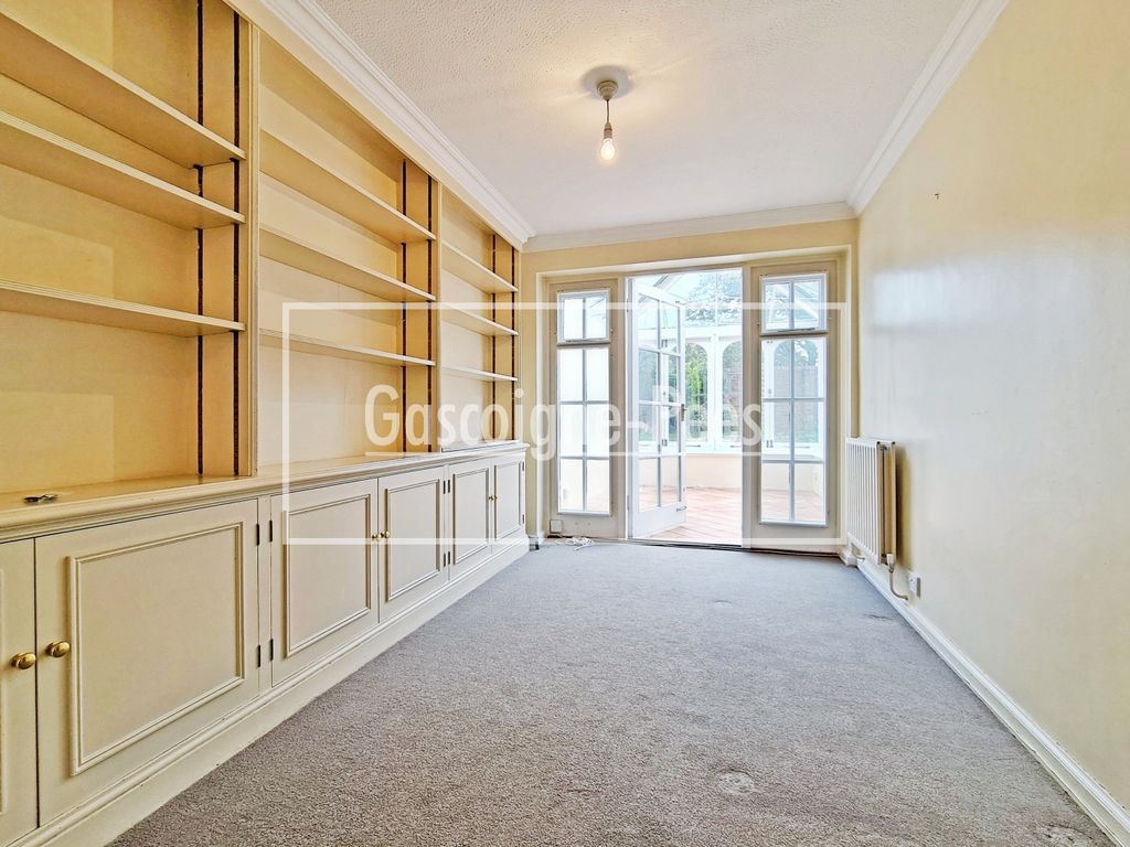 Property photo 3 of 7