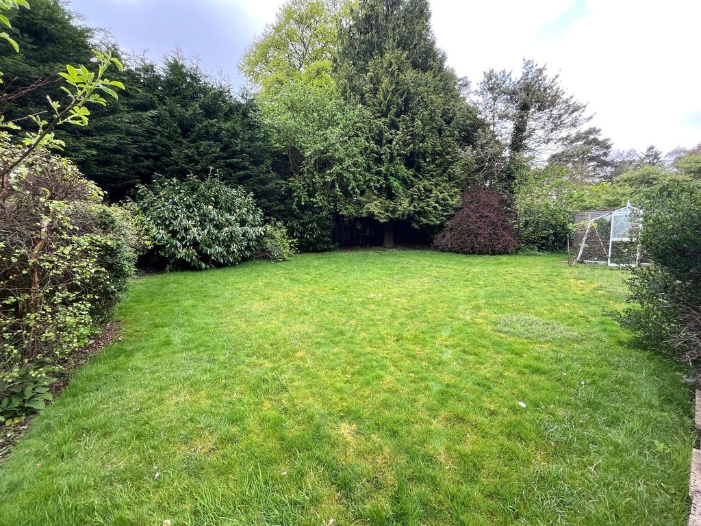 Property photo 3 of 19 Picture No. 02