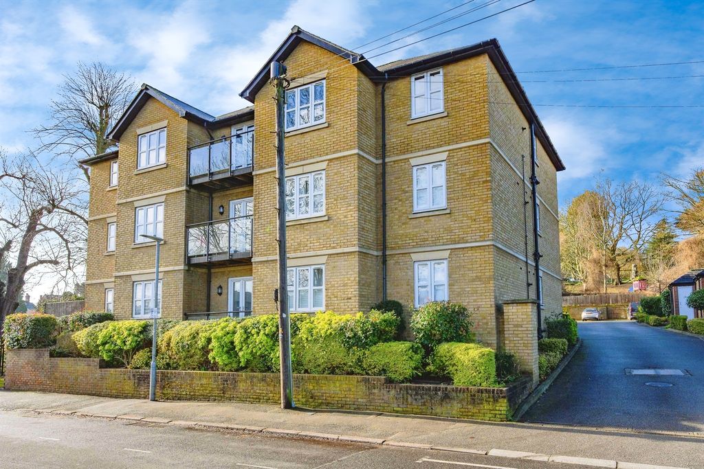 Property photo 1 of 14