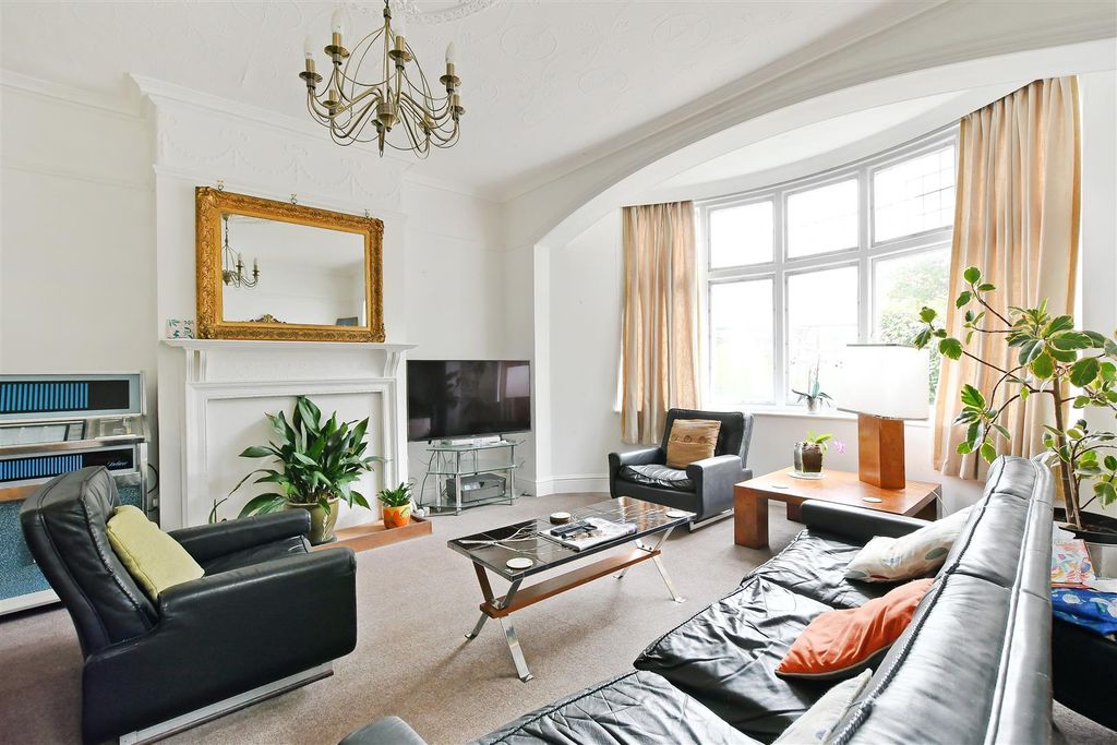 Property photo 1 of 56 Dsc_4929.Jpg