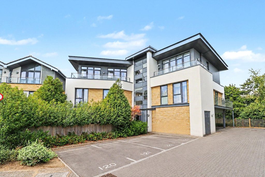Property photo 1 of 10 Picture No. 27