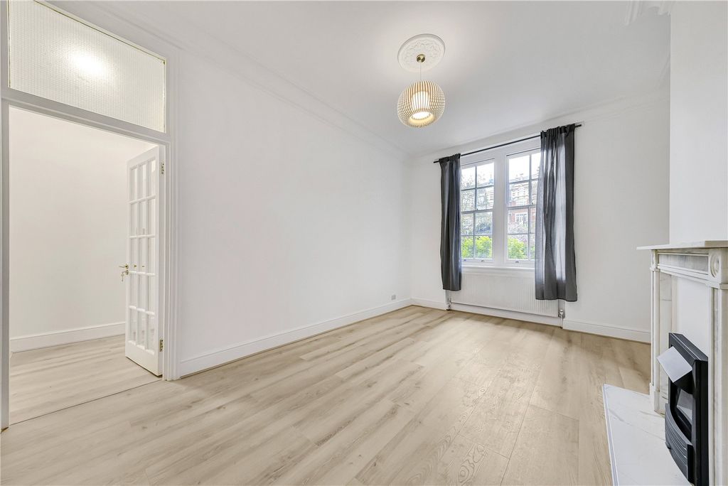 Property photo 1 of 12 Reception Room