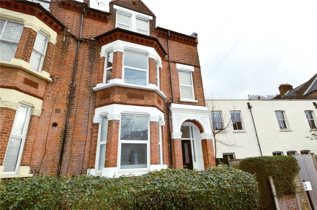 Property photo 1 of 6
