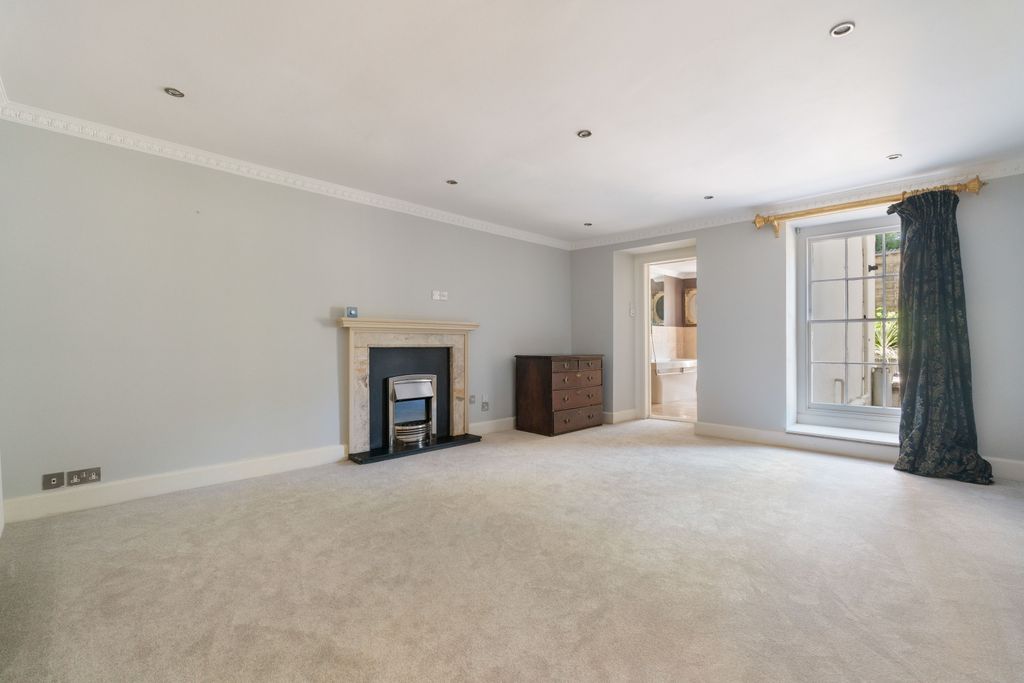 Additional image 13 of 3 bed flat for saleGreat Pulteney Street, Bath BA2
