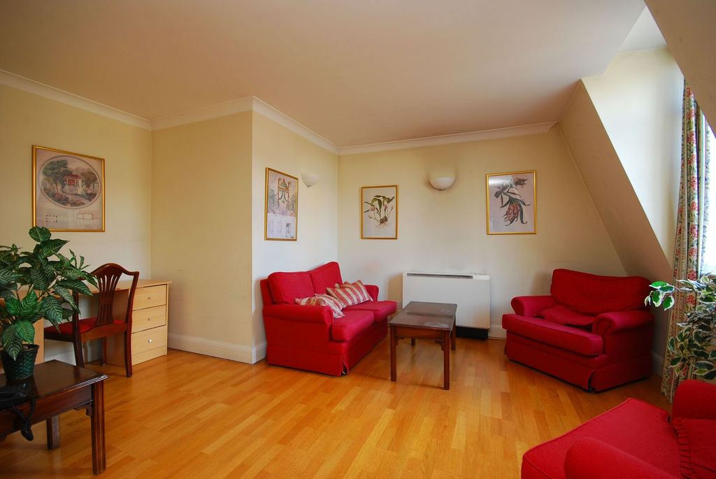 Property photo 3 of 29
