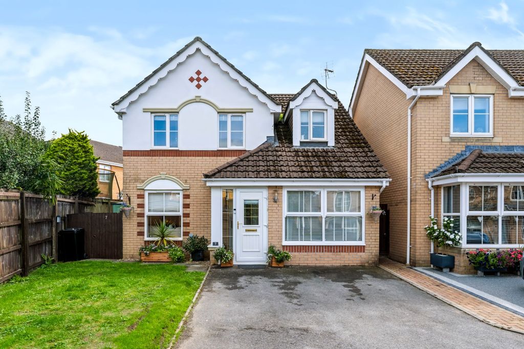 Property photo 1 of 37