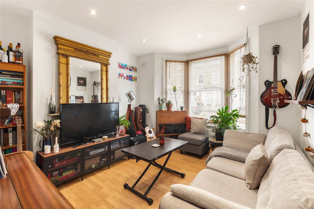 Property photo 2 of 7 Picture No. 03