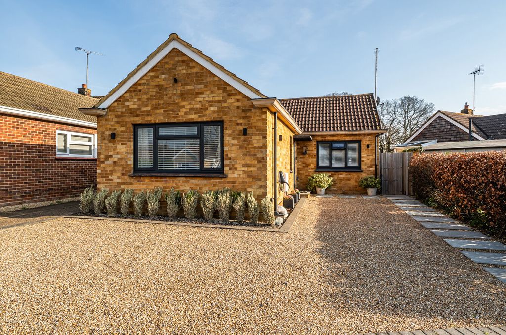 Property photo 1 of 22 Front Aspect