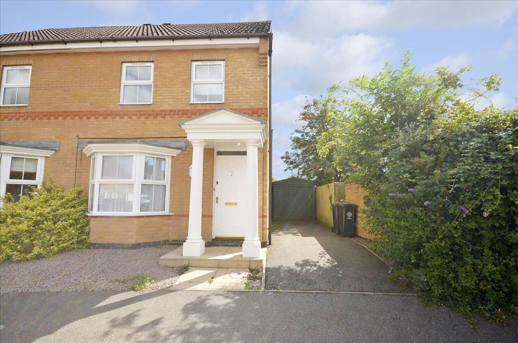 Property photo 1 of 11