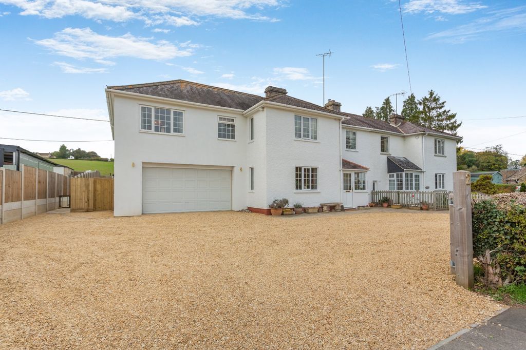 Property photo 1 of 23 Picture No. 13