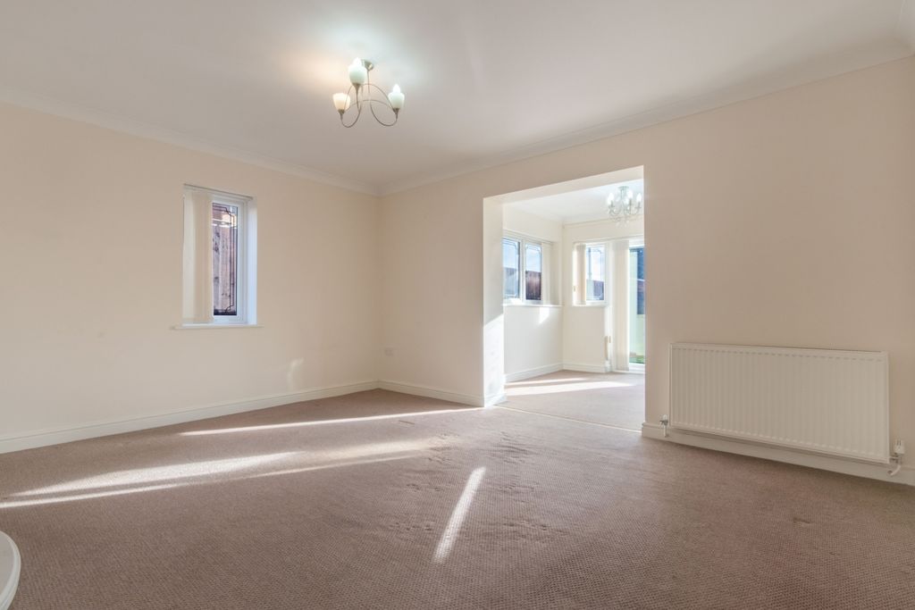 Property photo 2 of 16 Reeders-Croft-04