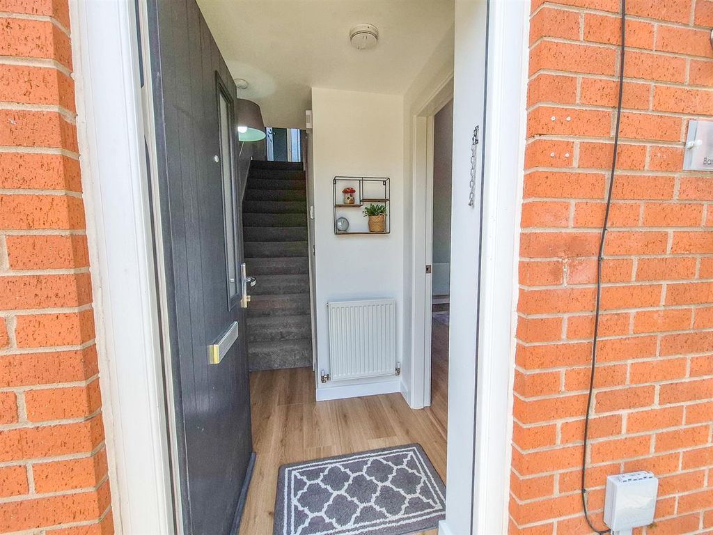 Property photo 2 of 23 Hallway