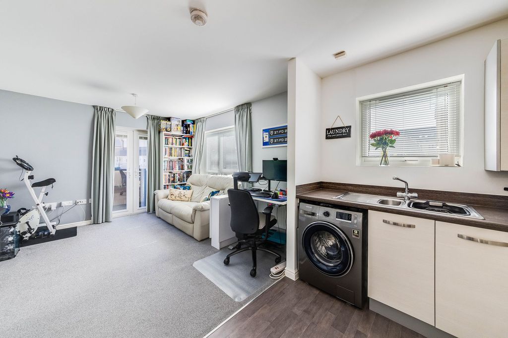 Additional image 6 of 1 bed flat for saleJackdaw Road, Didcot OX11