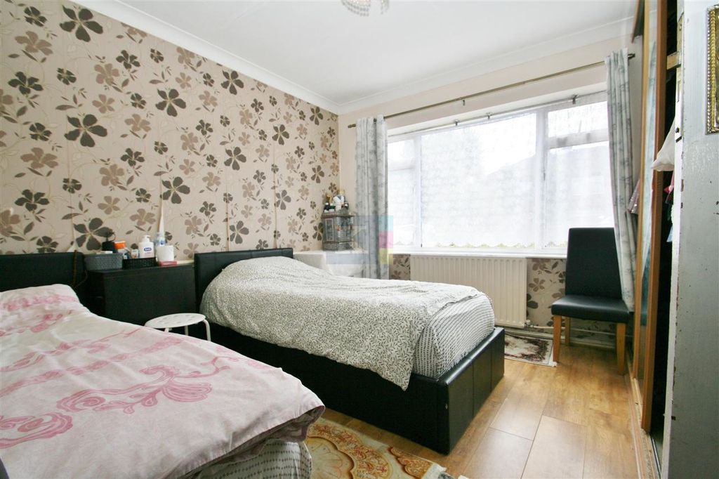 Property photo 1 of 6 Main Picture