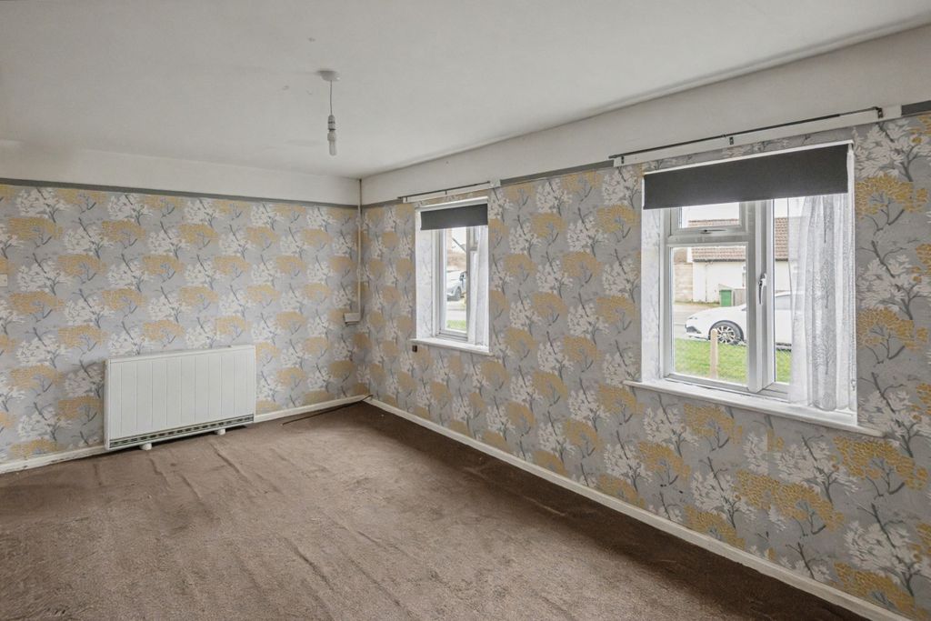 Property photo 2 of 9 20251230045538_Living-Room-4_60Jvu.Jpg