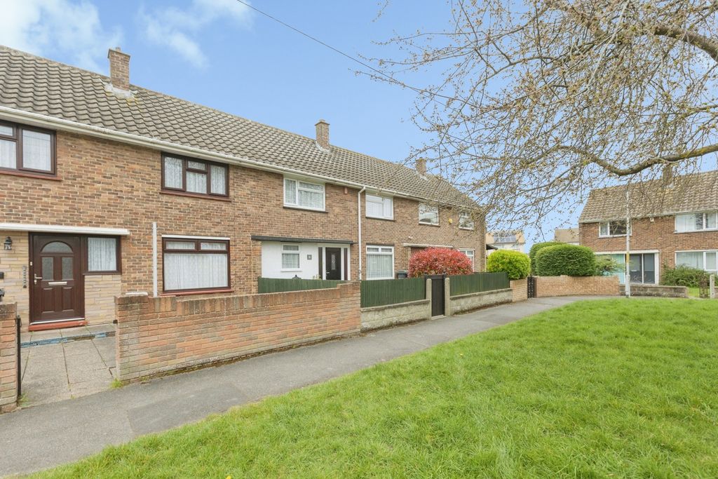 Property photo 2 of 19 Front