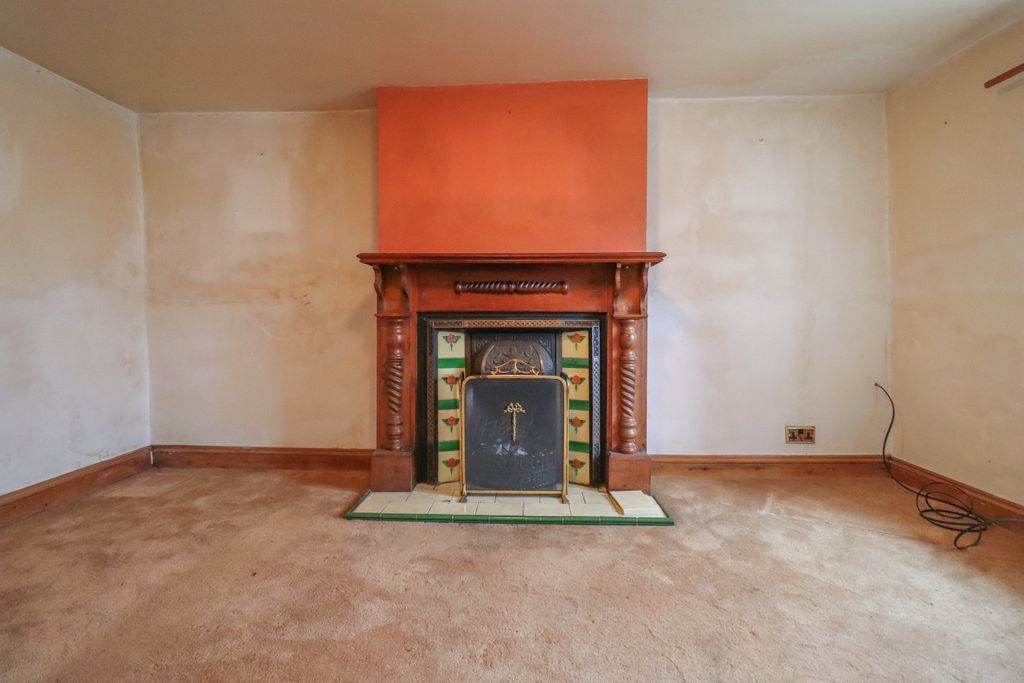Property photo 3 of 25 4455492