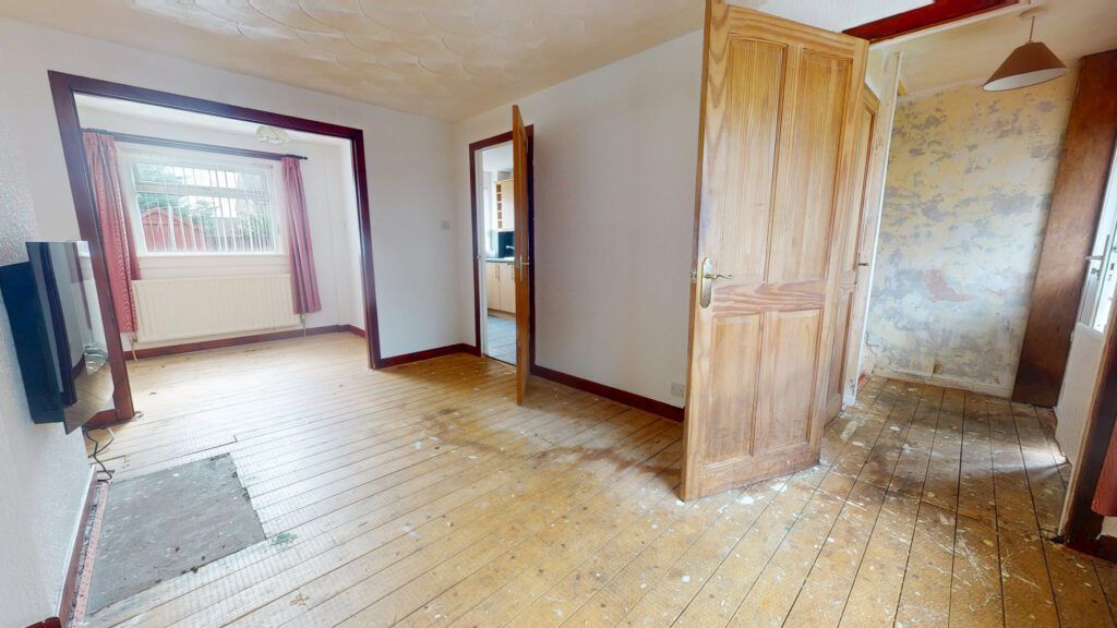 Property photo 2 of 26