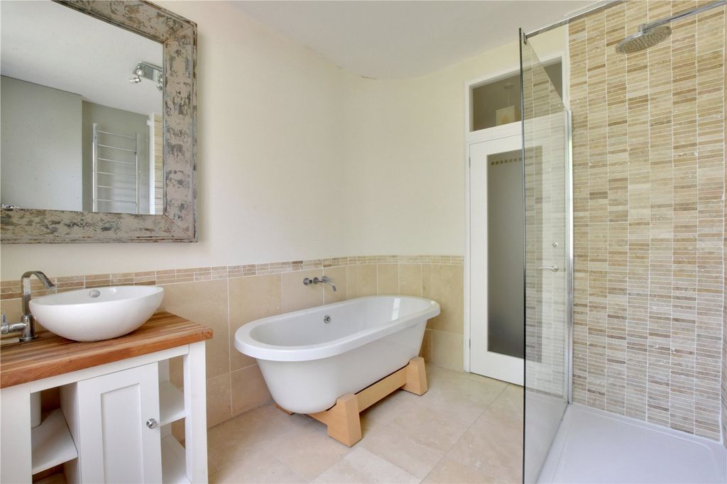 Property photo 3 of 14 Picture No. 04