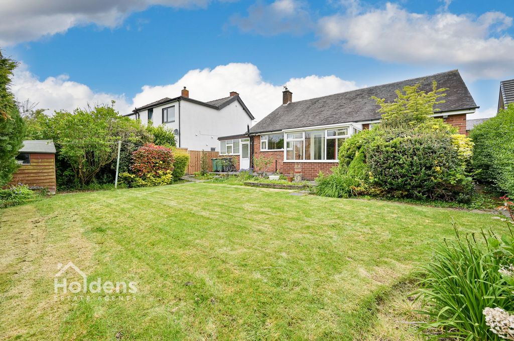 Property photo 2 of 18