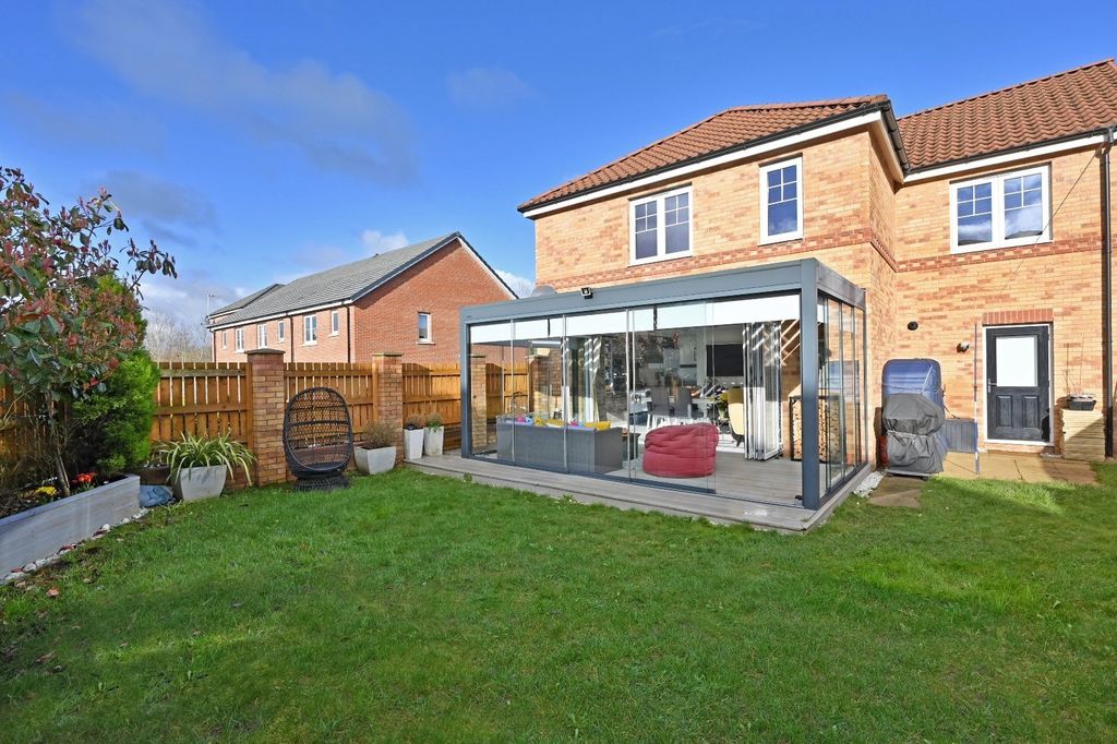 Property photo 2 of 18 Picture 2