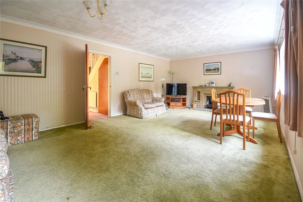 Property photo 2 of 14 Picture No. 02