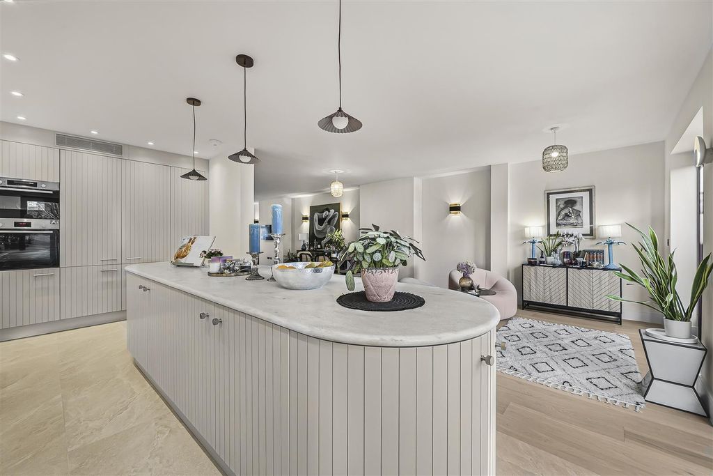 Property photo 3 of 29 19388935  (1).Jpg