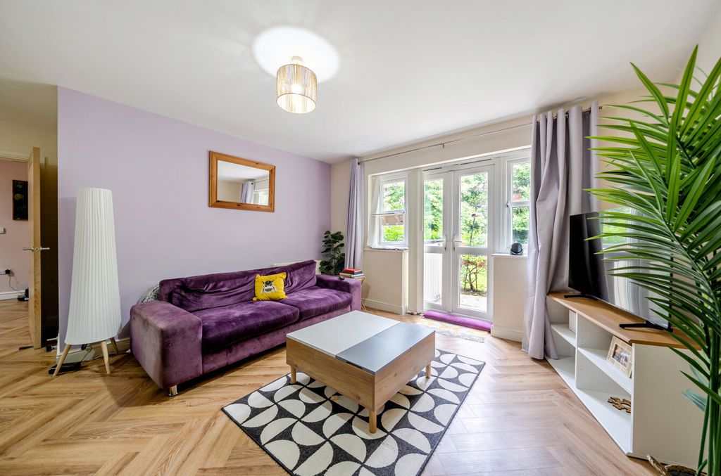 Property photo 3 of 19 1515746-16-1A09F7...