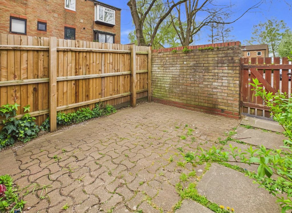 Property photo 2 of 15 Private Courtyard