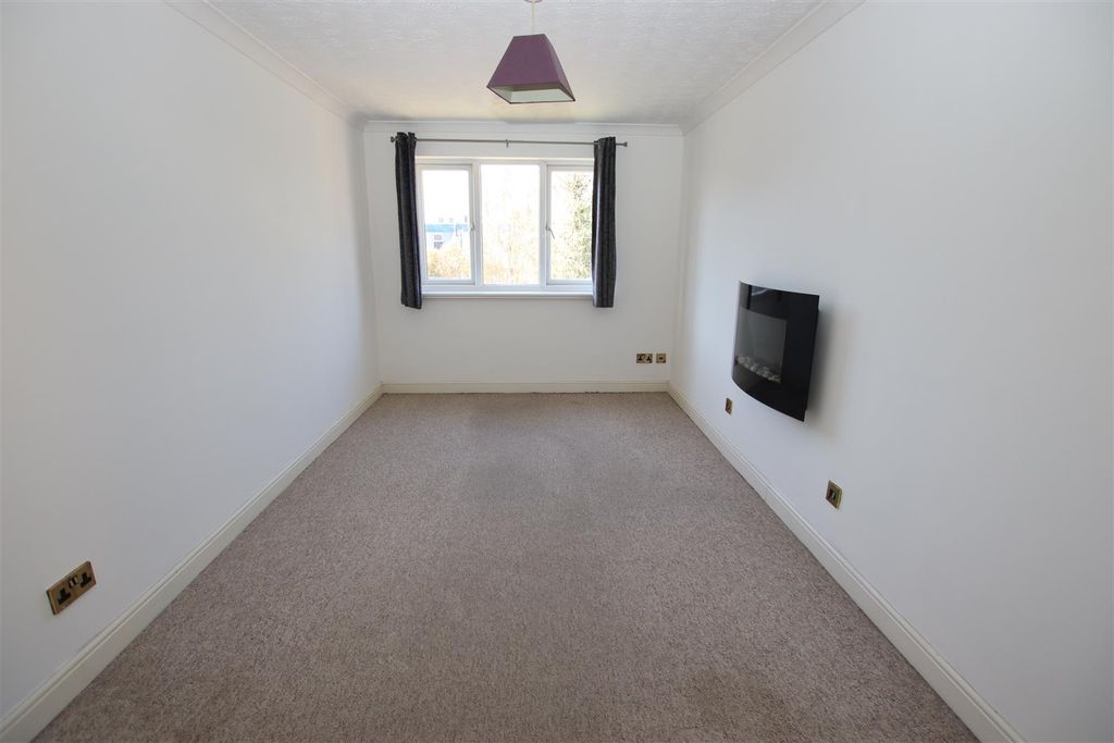 Property photo 3 of 6 Img_3308.Jpg