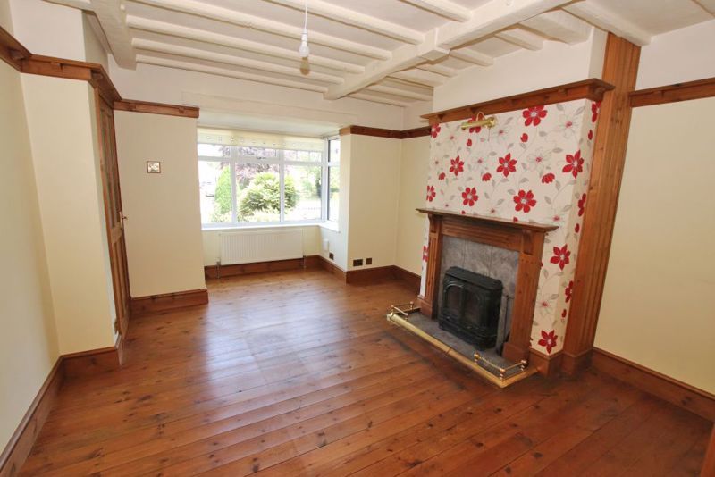 Property photo 2 of 15 Lounge