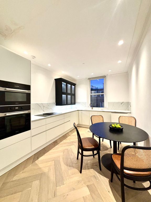 Property photo 1 of 29