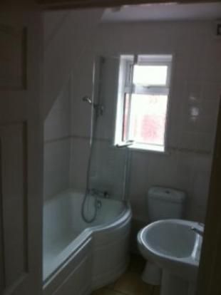 Property photo 3 of 4 Makeurmove-83436.Jpg