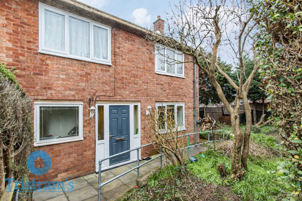 Property photo 1 of 18