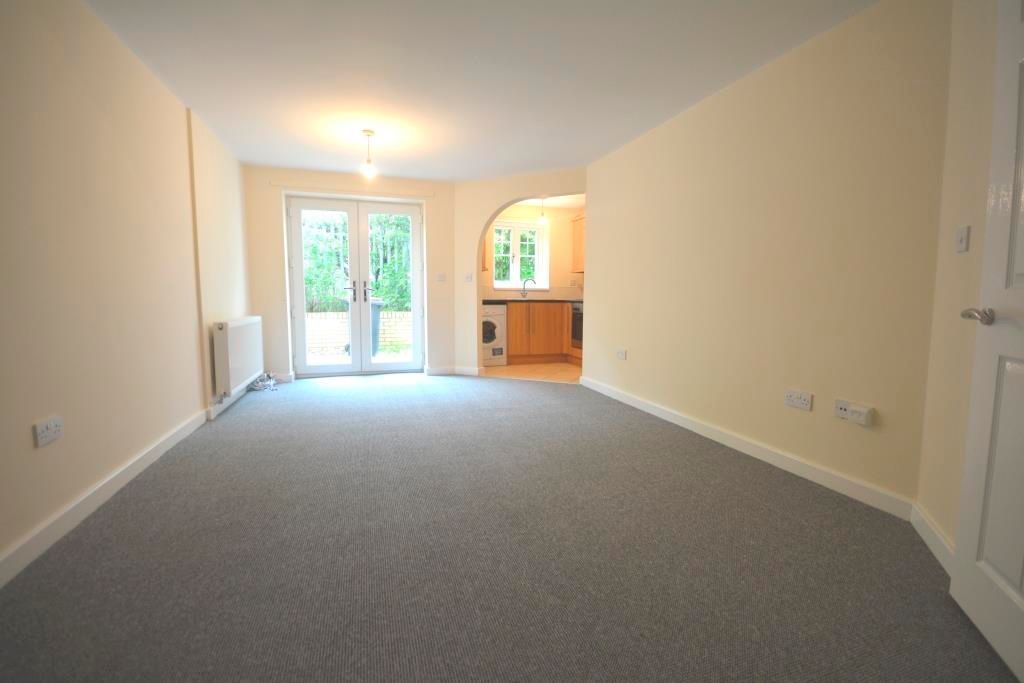 Property photo 3 of 7 Photograph 7