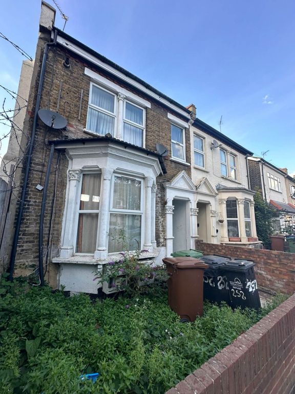 Property photo 2 of 10