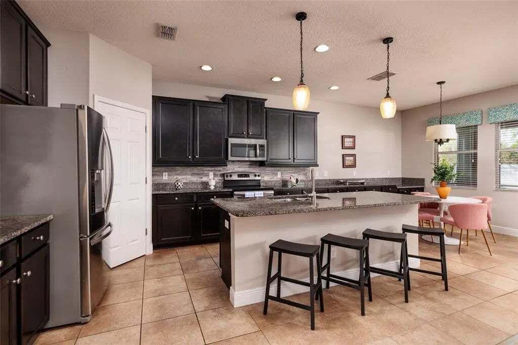 Property photo 3 of 20 <Alttext/>