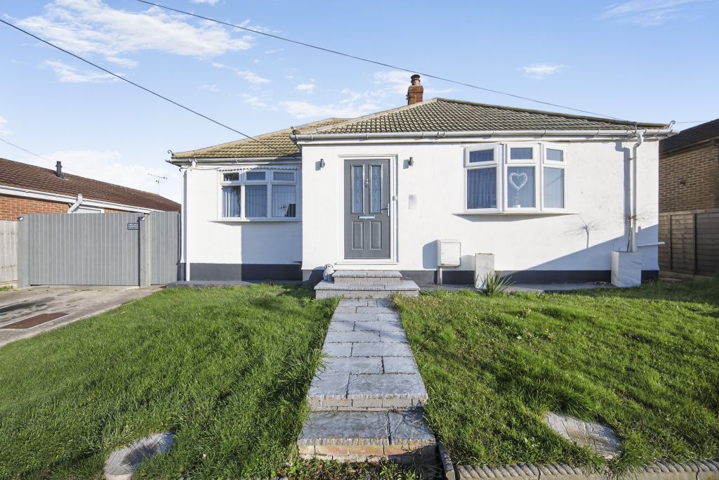 Property photo 2 of 19