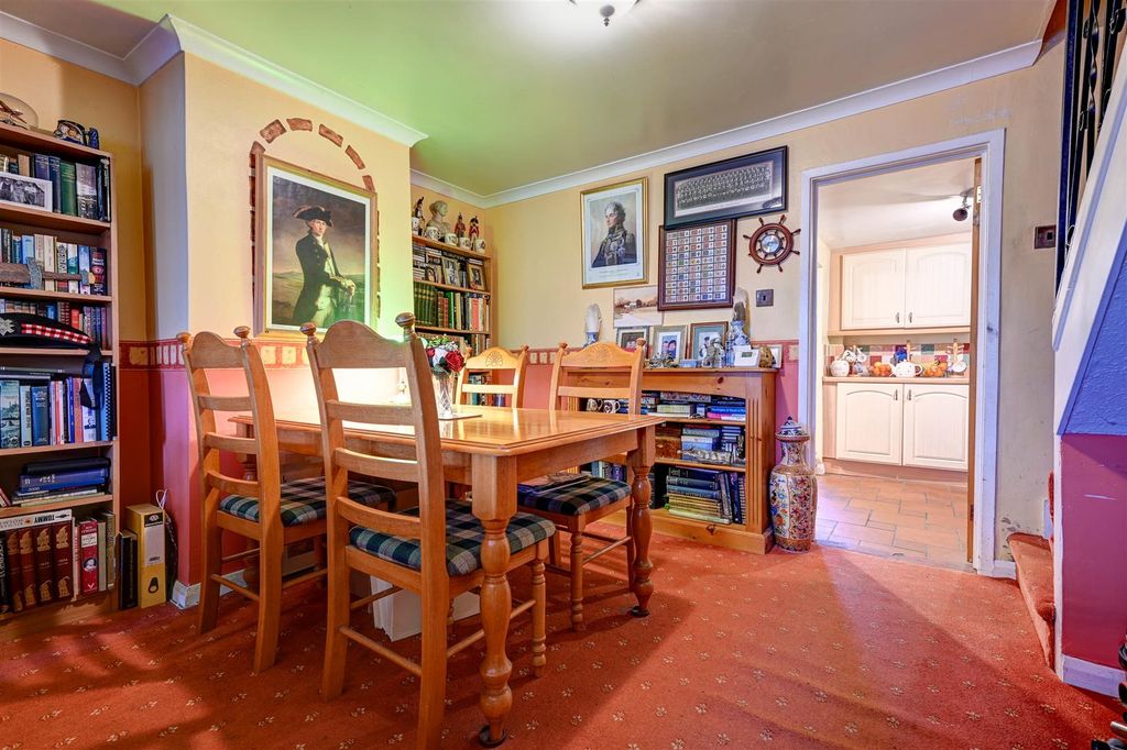 Property photo 3 of 14 Dining Room Area.Jpg