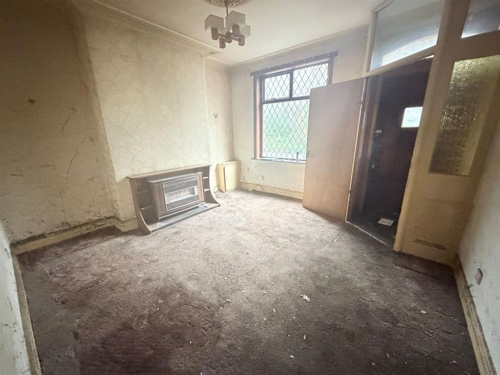 Property photo 2 of 11 Am.Jpeg