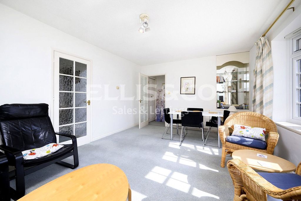 Property photo 2 of 19 Picture No. 05