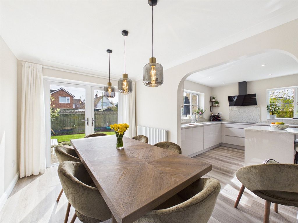 Property photo 3 of 19 Picture No. 13