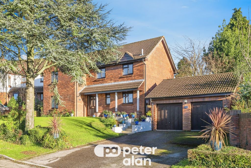 Property photo 1 of 34