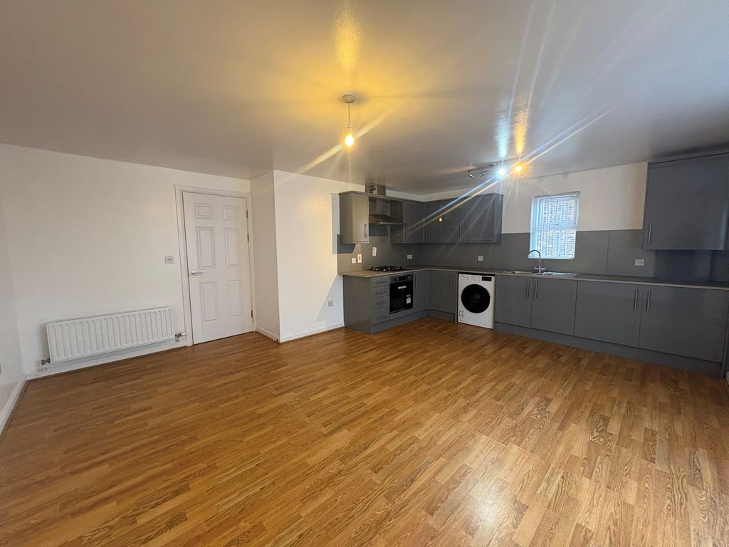 Property photo 2 of 6